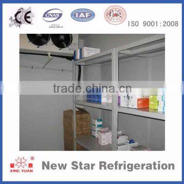 Polyurethane foam sandwich panels with cam lock for chiller room