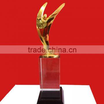 2015 New Design Crystal Metal Trophy