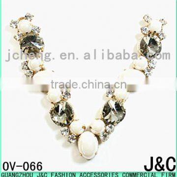 New Arrival V Shaped Resin Stone Decorated Shoe Ornament/ Shoe Accessory/ Shoe Trim photo-1