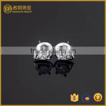 Latest fashion jewelry, synthetic diamond stud earrings in 18k gold plating sterling silver jewelry China wholesale