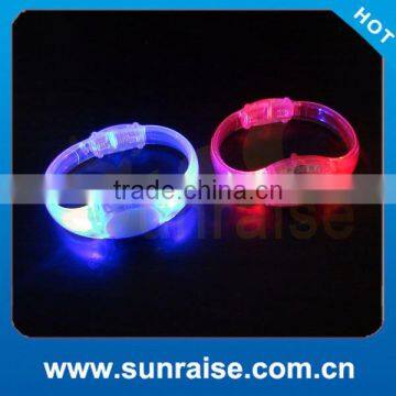 Fashionable flashing led silicone bracelet with bright light 2014 World Cup Brazil