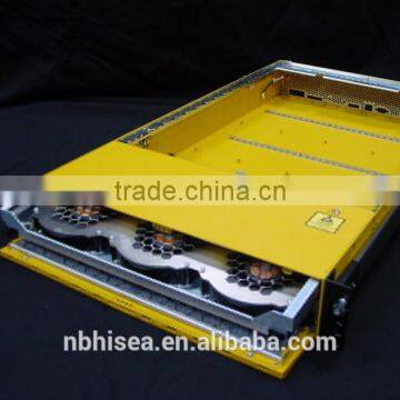 RACKMOUNT SERVER ASSEMBLY WITH INTEGRATION OF FAN TRAY