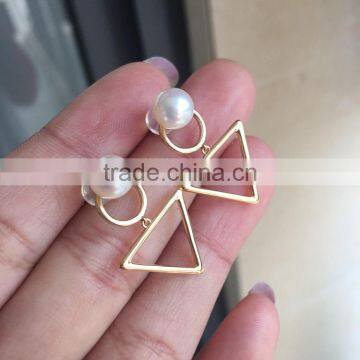 fashionable 5-5.5 mm Akoya pearl earring