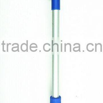 Extendable Rotating Snow Cleaning Brush With Scraper photo-3