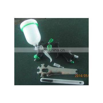 Spray Gun - gravity - 702 HVLP