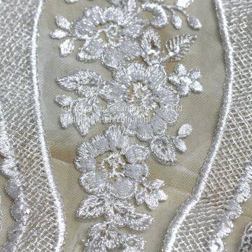 Factory Direct White Wedding Decoration and Textured Wedding Dress Fabric photo-3