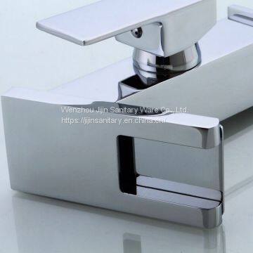 Single Hole Basin Hot and Cold Mixing Faucet photo-3
