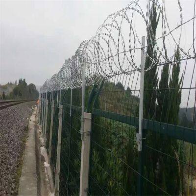 Fil barbelé concertina galvanisé par trempé à chaud pour clôtures de périmètre de sécurité