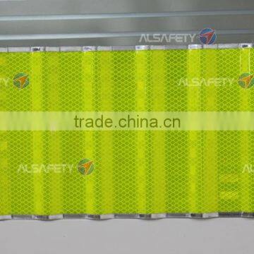 fluorescent yellow-green high intensity prisamtic reflective sheet-Linear anti-fog reflector from anhui alsafety