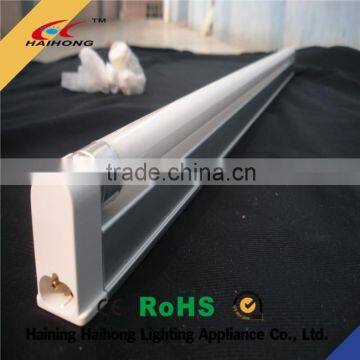 T5 Fluroescent Lighting Fixture Spray the White Plastic Cover photo-2