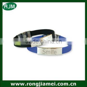 Fashion promotional silicone bracelet with metal