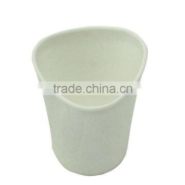 Triangular colored novel plastic rock tumbler