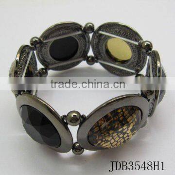 Hemi alloy stretch bracelet