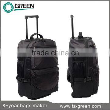 Black 420D duffel bag with trolley for travel