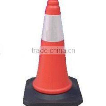 Plastic traffic cone with rubber base TC750PR25