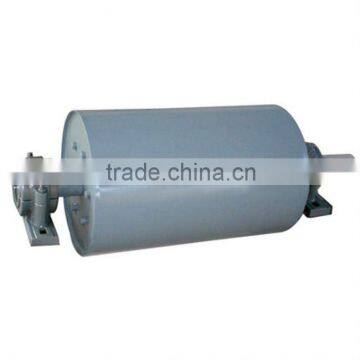 Permanent magnetic roller separator