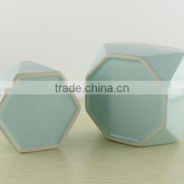 China Cheap Custom Glazed Polyhedral Prismatic Ceramic Flower Pot photo-5