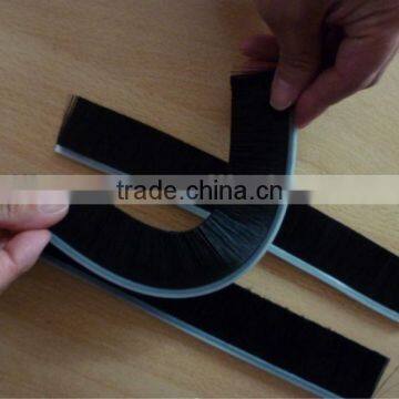 flexible strip brush