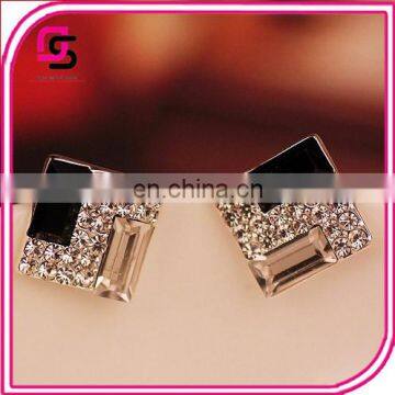 2017 Temperament black and white diamond flash Diamond Earrings for women