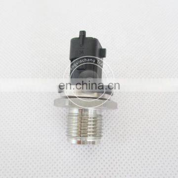 Machinery Parts QSB6.7 Diesel Engine Fuel Common Rail Pressure Sensor 0281002937 photo-3