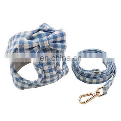 Wholesale lovely plaid soft and comfortable puppy harness and leash for dog and cat