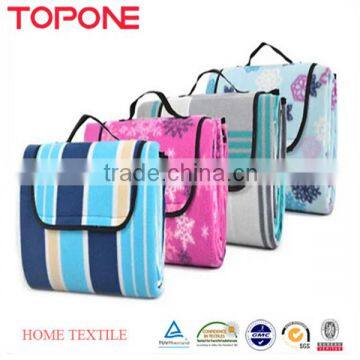 Chinese factory pretty printed colorful zip travel blanket