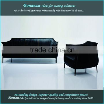 New Modern hot selling price cheap latest italian leather sofa design with kd iron legs