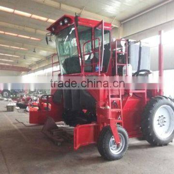 Compost turner equipment self-propelled
