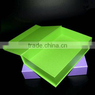 Green high quality copy plain shoe box display