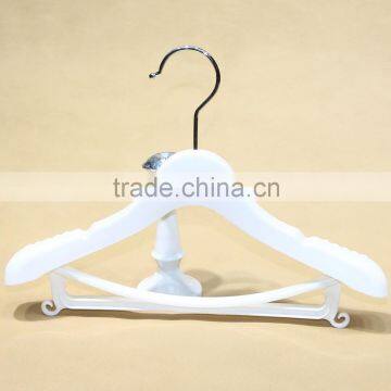 China supply Plastic Suit Hanger for kids clothes