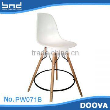 bar chair plastic chair wood leg