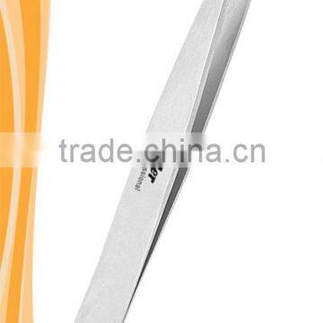 Tweezers Design With Different Shape Wells