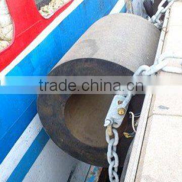 Rubber Cylindrical hollow fenders for dock and ship