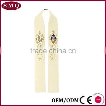 Good Quality Embroidery of Mother and Child Christmas Vestment photo-3