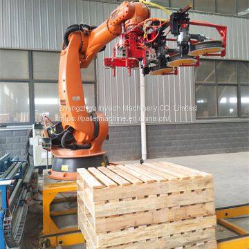Robot pallet assembly machine