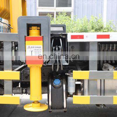 Competitive Price Auger Crane Mini Crane Truck Mounted Crane 4x4 photo-2