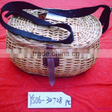 beautiful willow picnic basket