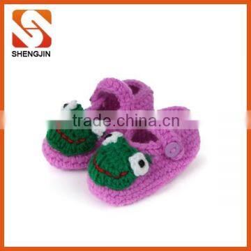 Factory price in stock itmes 100% acrylic cheap infant shoes