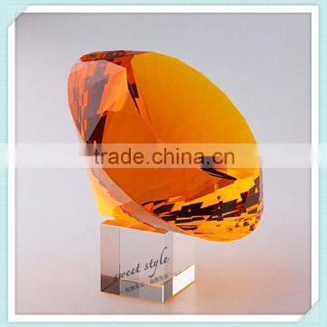 Popular Diamond Shaped Amber Crystal Paperweight For Students