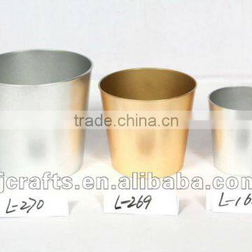 Plastic Pots