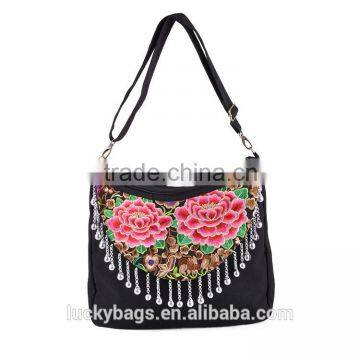 Embroidery shoulder bag canvas women handbag cheap lady bag embroidery bag with bells