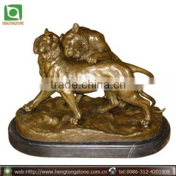 Yellow Bronze Garden Decoration Lion Statue