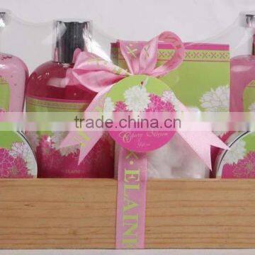 7 PCS BATH SET W/WOODEN BOX