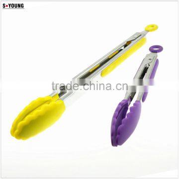 14013 Food Grade Kitchen and Barbecue Grill Tongs Silicone Locking Serving Food Tong photo-2