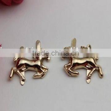 Metal gold wemen's shoe ornaments decorative buckle horse design shoe accessories