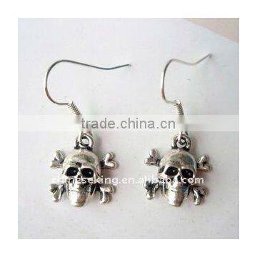 fashion skull crossbone charm earrings, fashion Halloween day jewelry, best promotion gifts