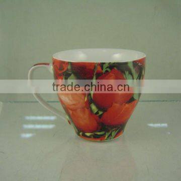 Cappuccino cup with red rose printng