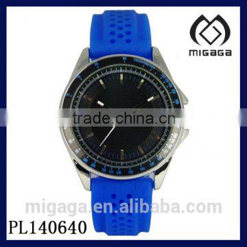 fashion blue silicone strap quartz watch/silicone analog watch with tachymeter bezel