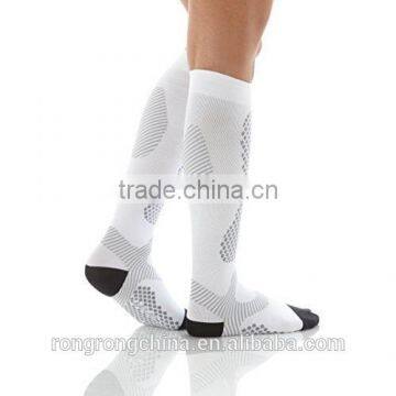 2016 News Compression Socks Sports Performance And Recovery Socks White Large