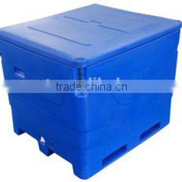 Rotational molded fish totes fish transport and storage bin/box large fish cooler